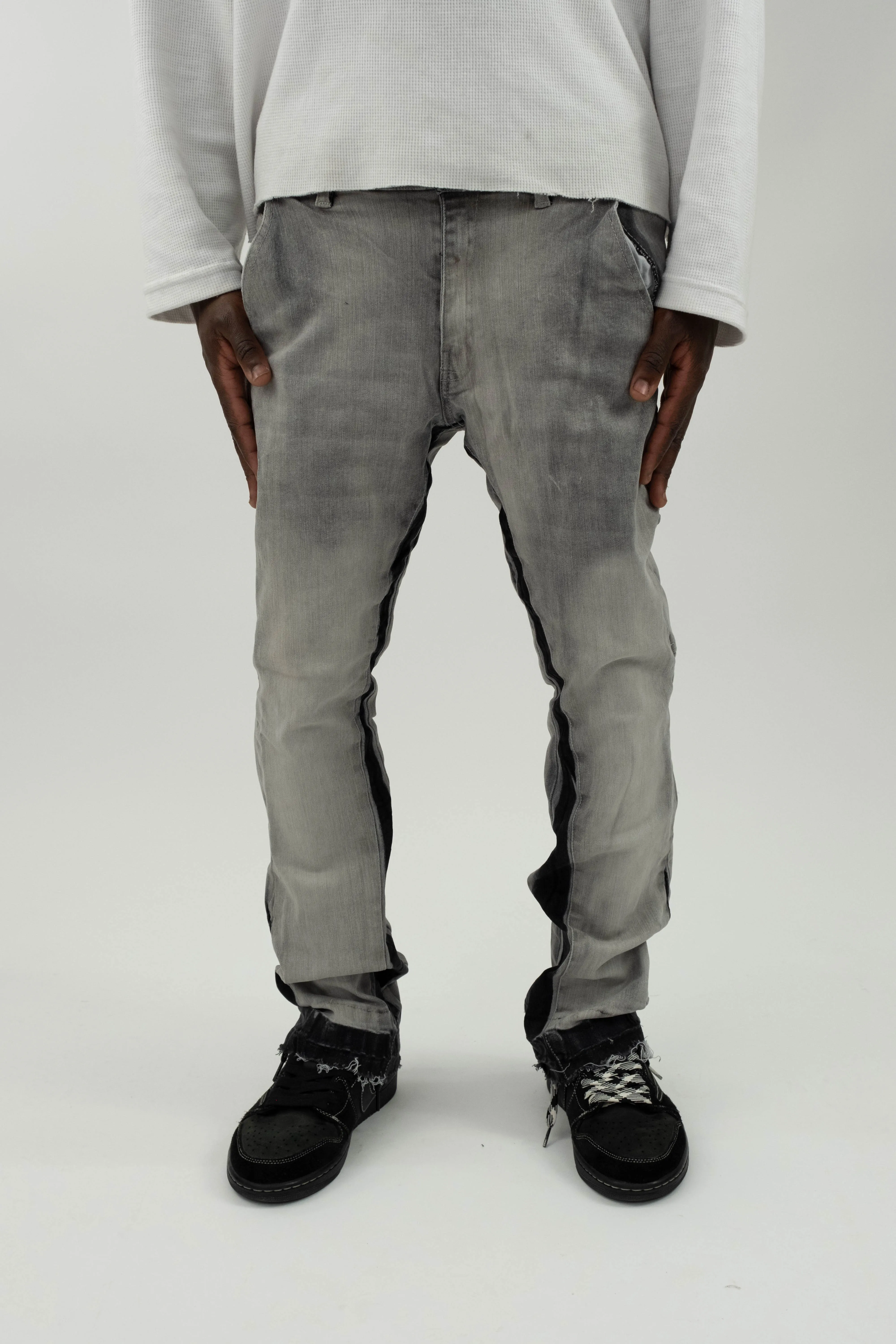 FLARE DENIM - GREY