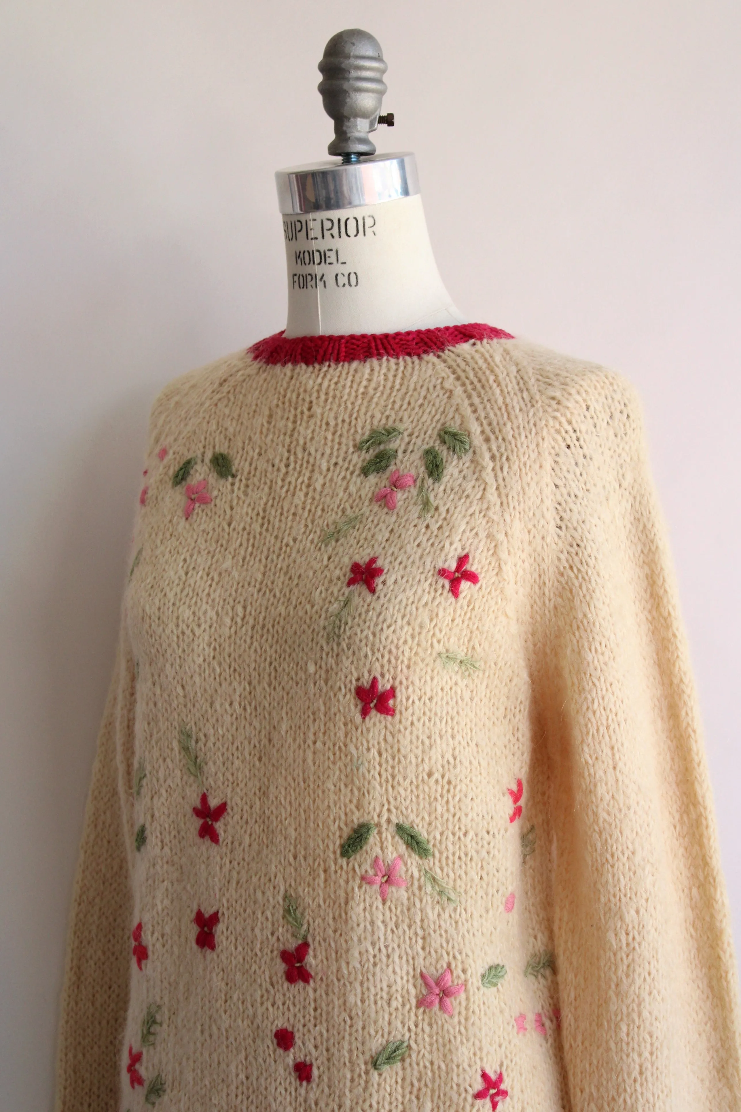 Vintage 1960s Ilaria Handknit Embroidered Sweater